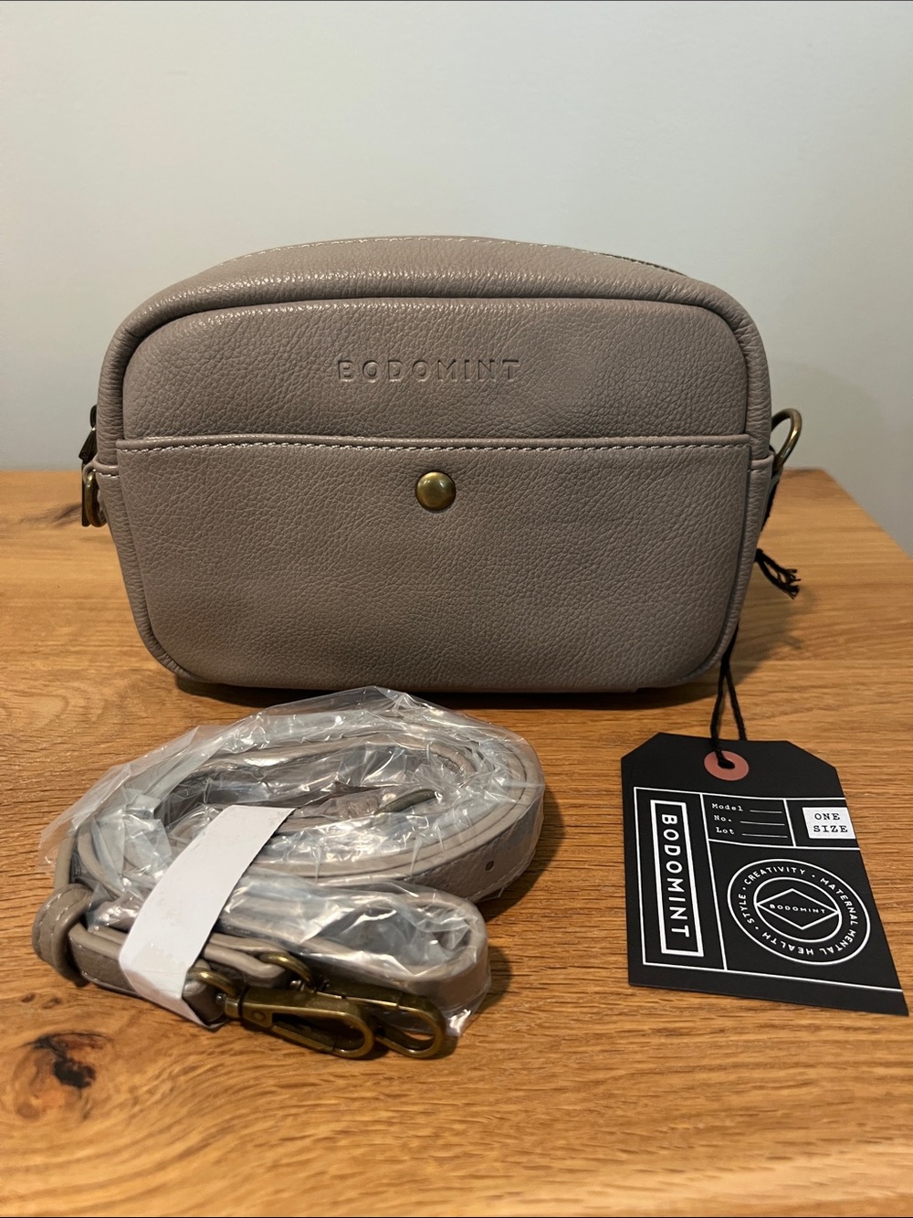 NWT Bodomint Bowie Pack Stone Convertible Crossbody Belt Fanny Bag